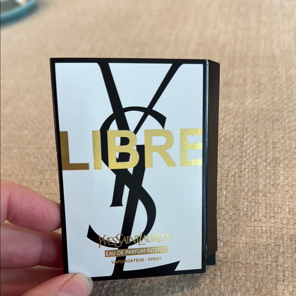 Yves Saint Laurent Libre Scwnt
